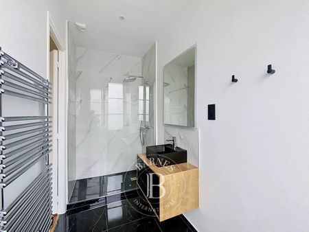Tout savoir sur cet appartement dans le quartier La Plaine des Sablons, à Neuilly-sur-Seine - Photo 2