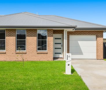 BRAND NEW DUPLEX IN POPULAR ESTATE - Photo 3