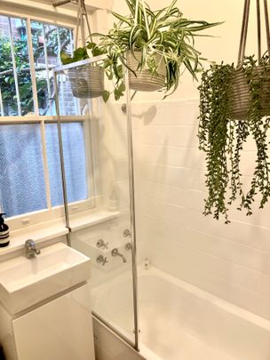 Bondi Beach - Photo 1