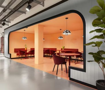 Viale Giovanni Suzzani, Milan, Lombardy 20162 - Foto 2