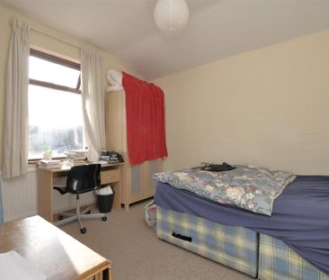 5 bedroom terraced house to rent - Photo 3