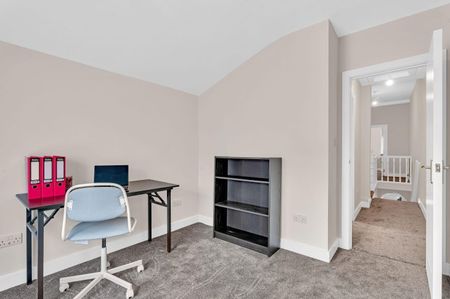 5 Burleigh Road - Photo 5