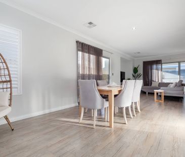 Amberton Estate Coastal Charm - Photo 4