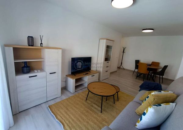 2-Bedroom Apartment for Rent in Cabo Blanco