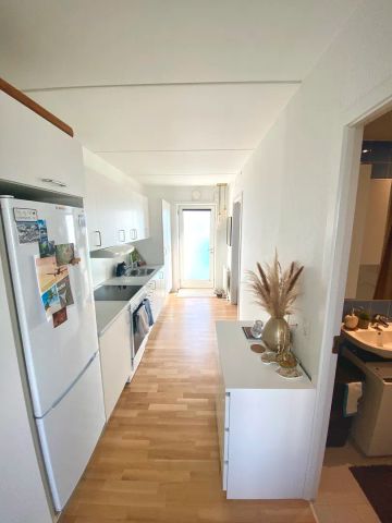 Indbydende 2-værelses lejlighed tæt på vandet - Photo 4