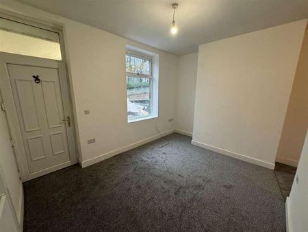 Victoria Road, Keighley, BD21 - Photo 3