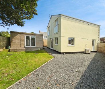 3 bedroom detached house to rent - Photo 4