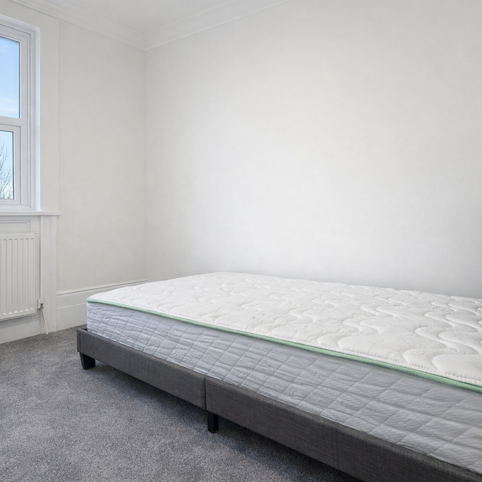 1 bedroom in a house share to rent - Photo 1