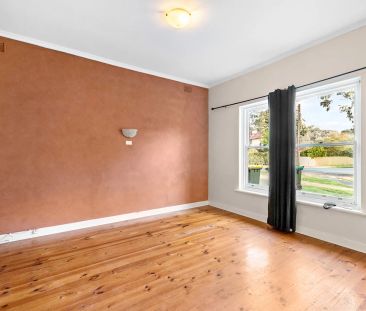 2 Whitelodge Road, - Photo 6