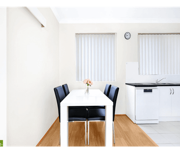 3 bedroom, Ground Floor Unit - Photo 2