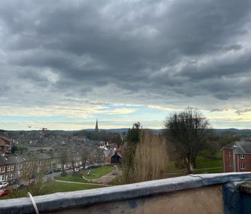 Magdalen Street, Exeter - Photo 1