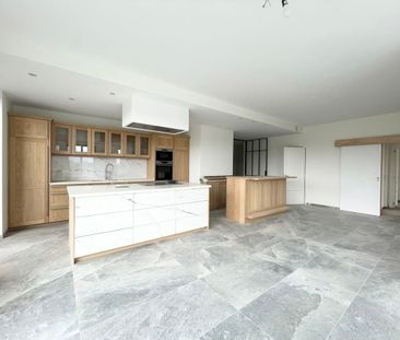Penthouse te huur in Sint-Lambrechts-Woluwe voor € 4.450 met 3 slaapkamers - Foto 1