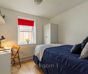 Room 1 - Photo 4