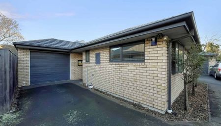 ILAM - TWO BEDROOM TOWNHOUSE, SINGLE GARAGE - Photo 3