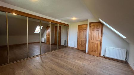 5 bedroom semi-detached house to rent - Photo 4