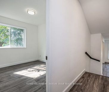 For Lease - 47 Newbury Drive Unit# Main Fl, Newmarket, Ontario - Photo 3