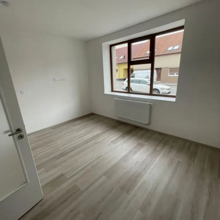 Pronájem bytu 1+kk 23 m - Photo 1