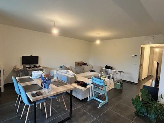 Appartement te huur - Photo 1