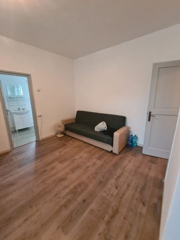 Garsonira zona Campia Libertati,Baba Novac cu centrala - Fotografie 2