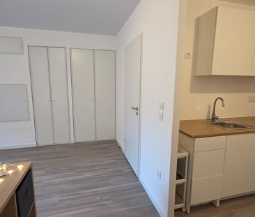 Location Appartement 1 Pièce 35 m² - Meublé - Photo 3