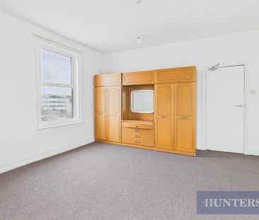 3 bedroom Flat To Let Total Size: 1335 SQ FT - Photo 5