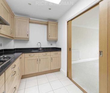 2 bedroom retirement property to rent - Photo 6