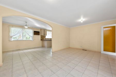 7 Jolimont Road, Forest Hill - Photo 3