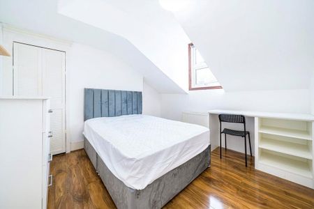 6 bedroom house to rent - Photo 3