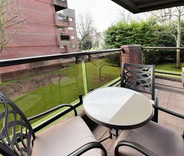 Spencer Close, Finchley, N3 - Photo 1