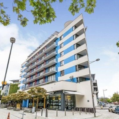 Waverley House, Cathedral Walk - Photo 1