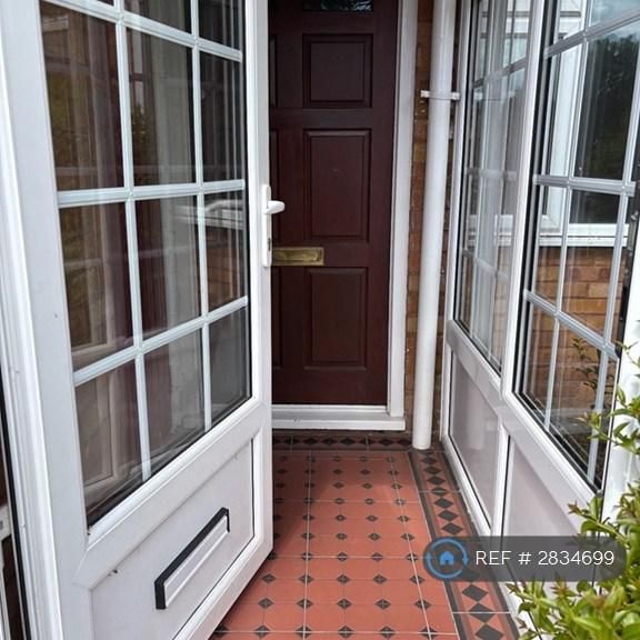 2 bedroom maisonette to rent - Photo 1