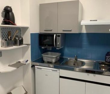 Location Appartement 1 pièce 23m² POITIERS 86000 - Photo 4