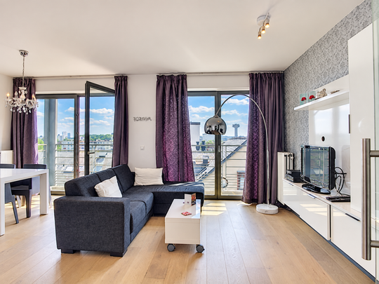 Appartement te huur - Photo 1