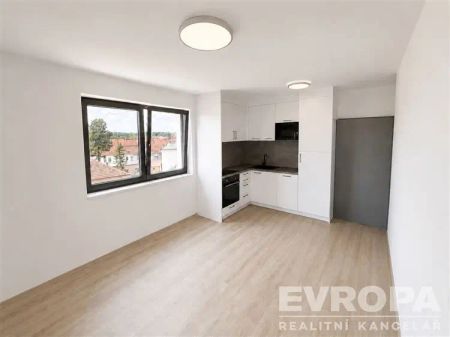 Pronájem moderního bytu 2+kk s terasou – Břeclav, ul. Břetislavova - Photo 5