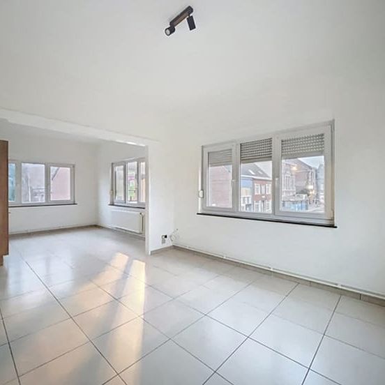 Appartement te huur - Photo 1