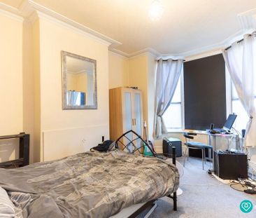 4 bedroom terraced house to rent - Photo 4