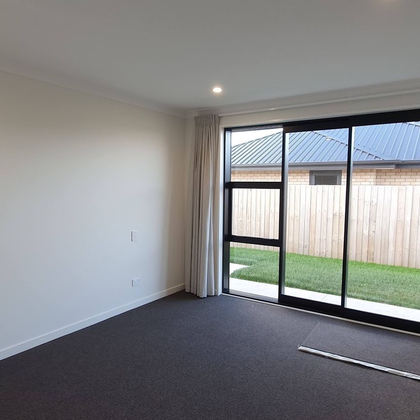 19 Petunia Drive, Wigram - Photo 1