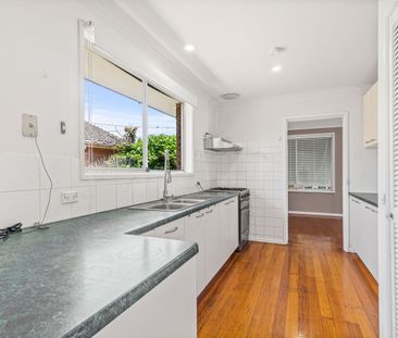 Renovated Family Home! - Photo 1