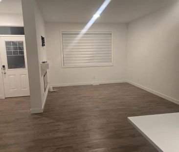 3 bedroom and 2&half washroom — 3 Bedrooms+ Den House - Photo 1
