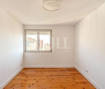 2 room luxury Flat for rent in Principe Real (Merces), Misericórdia... - Photo 1