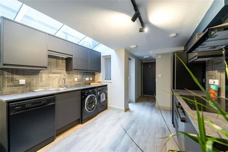 6 bedroom house to rent - Photo 4