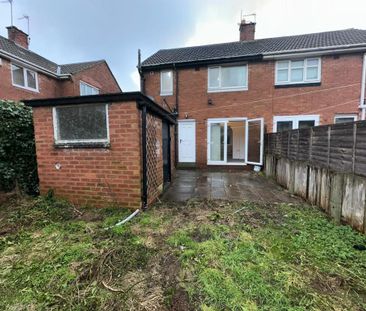 2 bedroom semi-detached house to rent - Photo 6