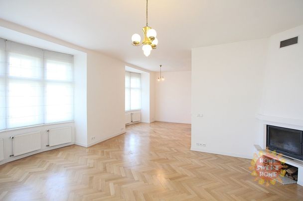 Pronájem bytu 4+kk 141 m², Hořejší nábřeží 1715, Praha - Photo 1