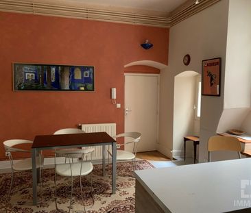 Location Appartement 1 pièce 48m² CAHORS 46000 - Photo 2