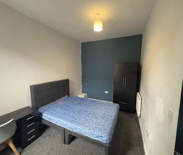 4 bedroom house share to rent - Photo 2