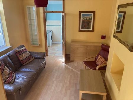 3 bedroom terraced house to rent - Photo 2