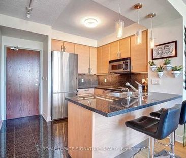 Yonge & Sheppard Luxurious 1Bdrm +Den 2Storey Loft Flr To CeilingWind - Photo 3