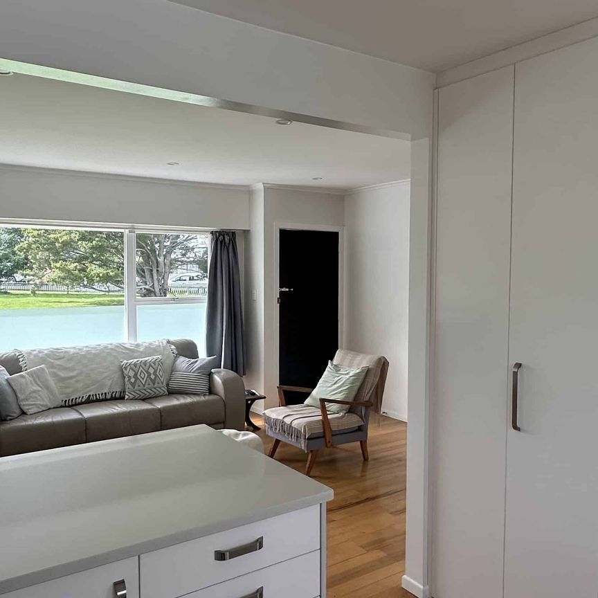 Modern 2-Bedroom Rental in Prime Location - Photo 1