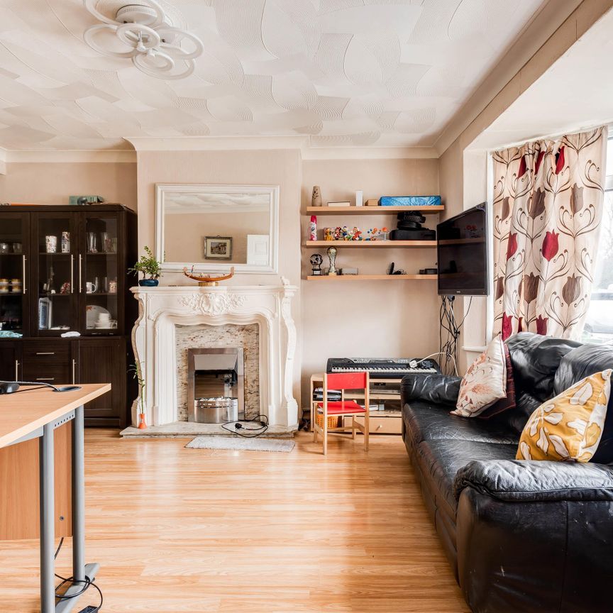 Titup Hall Drive, Oxford, Headington - Photo 1