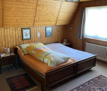 Hausteil mit 4,5 Zimmern mit grossem Garten - Foto 4